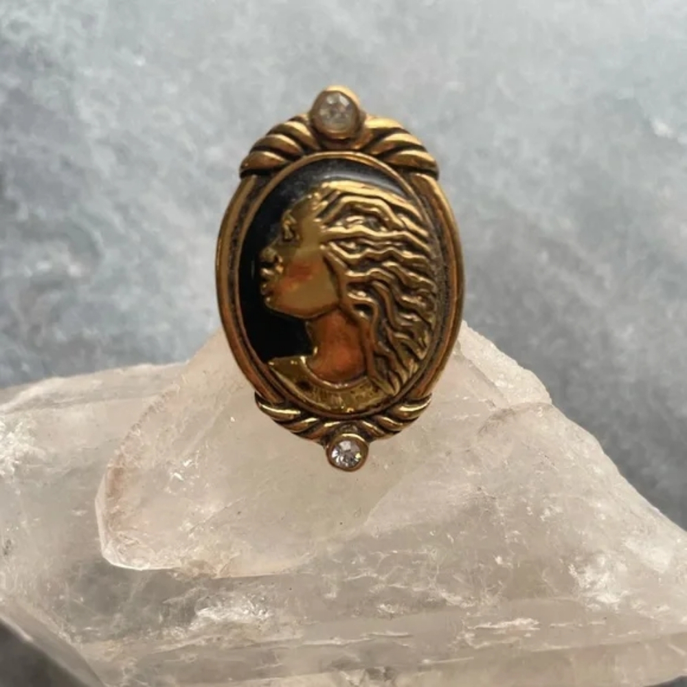 Coreen Simpson ring - Picture 6 of 7